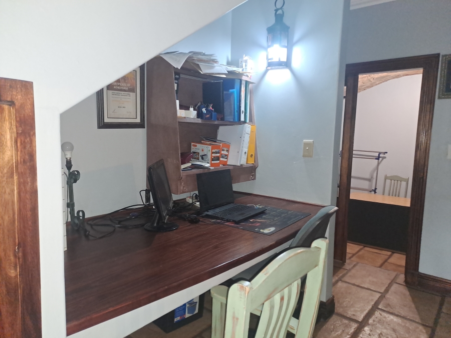 3 Bedroom Property for Sale in Broederstroom North West